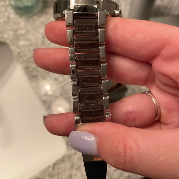 Michael Kors Watch w/ Box - Picture 4 of 10